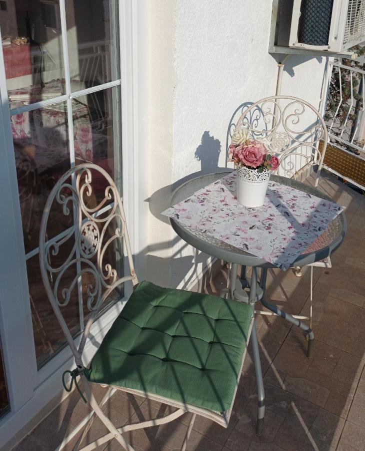 Apartamento Anna Biograd Na Moru Exterior foto