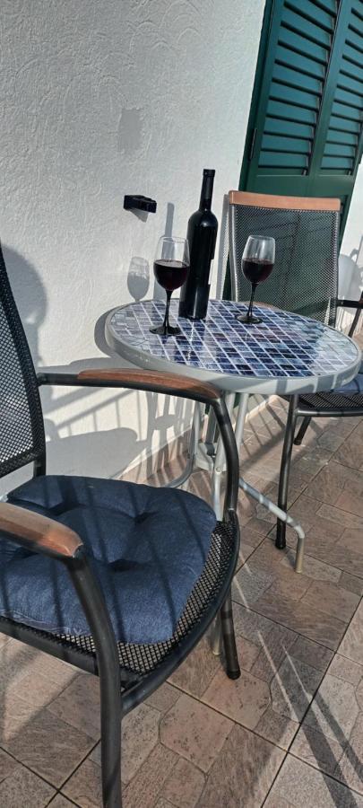 Apartamento Anna Biograd Na Moru Exterior foto